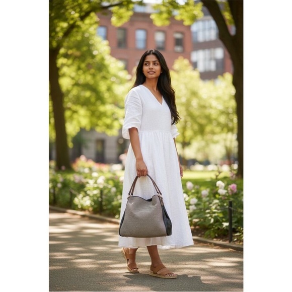 Coach Phoebe Black and Cream Shoulder Bag - Picture 7 of 13